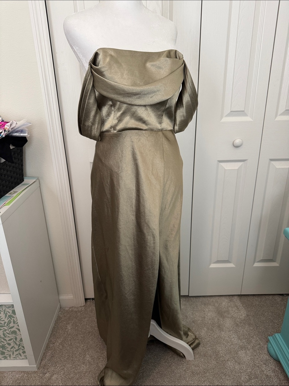 Birdy Grey Mia Dress
Shiny Satin Moss Green - Picture 2 of 12